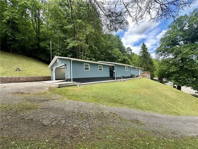 282 Hidden Valley Road, Chapmanville, WV 25508