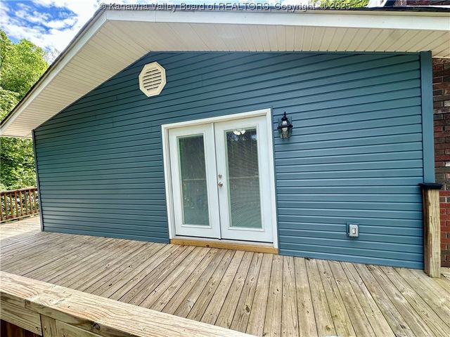 282 Hidden Valley Road, Chapmanville, WV 25508