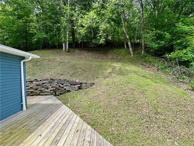 282 Hidden Valley Road, Chapmanville, WV 25508