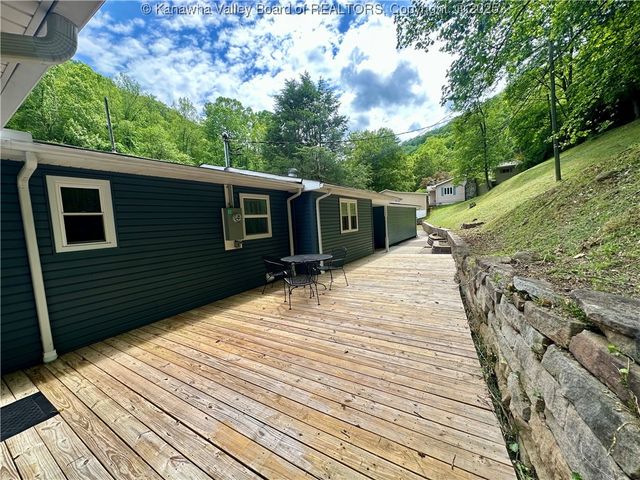 282 Hidden Valley Road, Chapmanville, WV 25508
