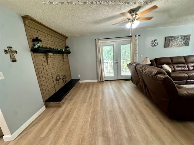 282 Hidden Valley Road, Chapmanville, WV 25508