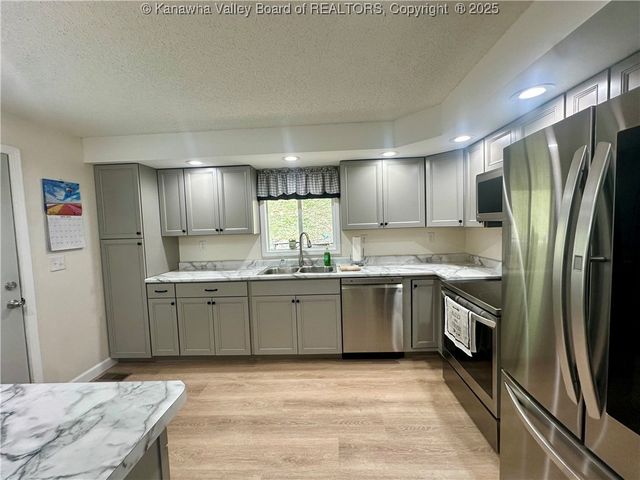 282 Hidden Valley Road, Chapmanville, WV 25508