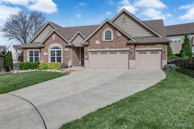 112 Auburn Trace Pointe, St Peters, MO 63376