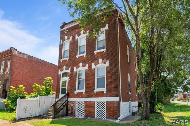 3034 Rutger Street, St Louis, MO 63104