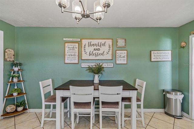 7307 N HUNTLEY AVENUE, Tampa, FL 33604