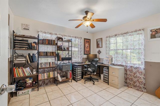 7307 N HUNTLEY AVENUE, Tampa, FL 33604