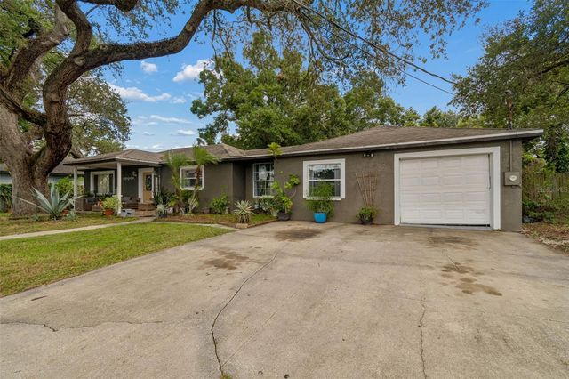7307 N HUNTLEY AVENUE, Tampa, FL 33604