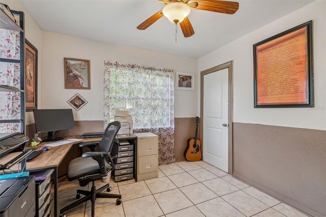 7307 N HUNTLEY AVENUE, Tampa, FL 33604