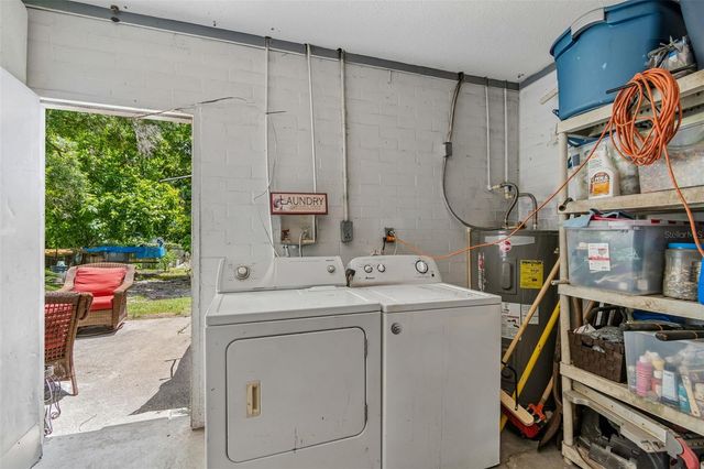 7307 N HUNTLEY AVENUE, Tampa, FL 33604