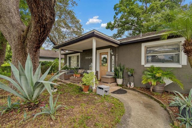 7307 N HUNTLEY AVENUE, Tampa, FL 33604