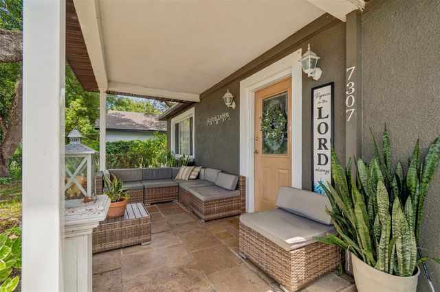 7307 N HUNTLEY AVENUE, Tampa, FL 33604