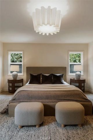 4048 Tivoli Avenue, Los Angeles, CA 90066