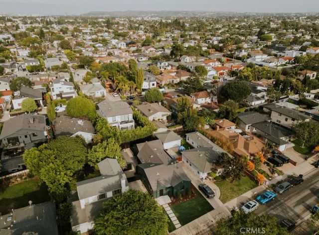 4048 Tivoli Avenue, Los Angeles, CA 90066