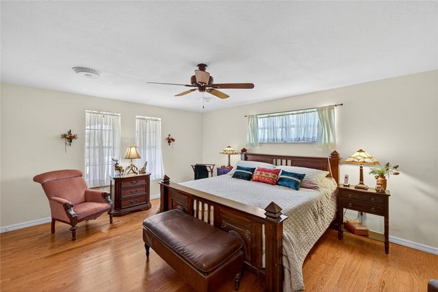 2406 1st Place, Vero Beach, FL 32962