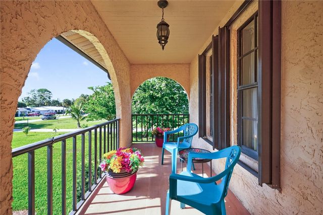 2406 1st Place, Vero Beach, FL 32962