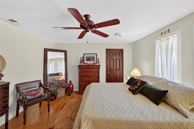 2406 1st Place, Vero Beach, FL 32962