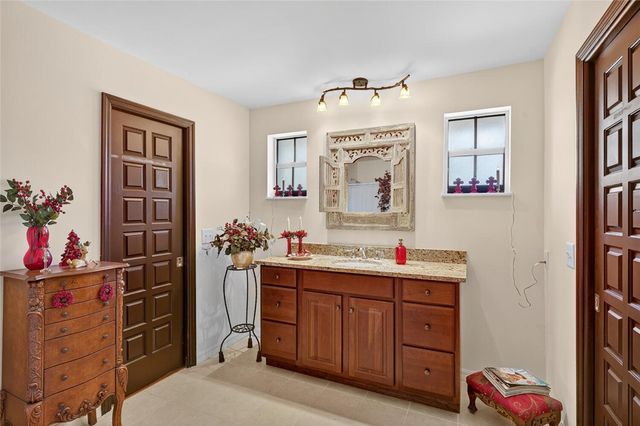 2406 1st Place, Vero Beach, FL 32962