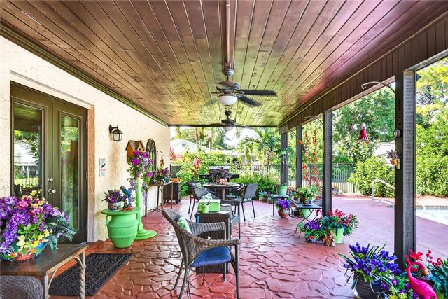 2406 1st Place, Vero Beach, FL 32962