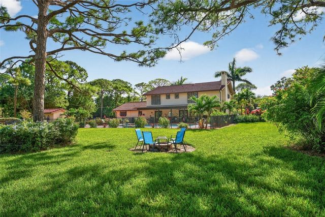 2406 1st Place, Vero Beach, FL 32962