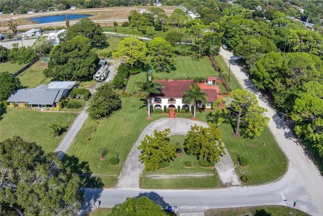 2406 1st Place, Vero Beach, FL 32962