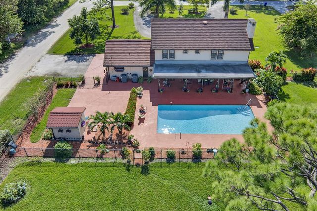 2406 1st Place, Vero Beach, FL 32962