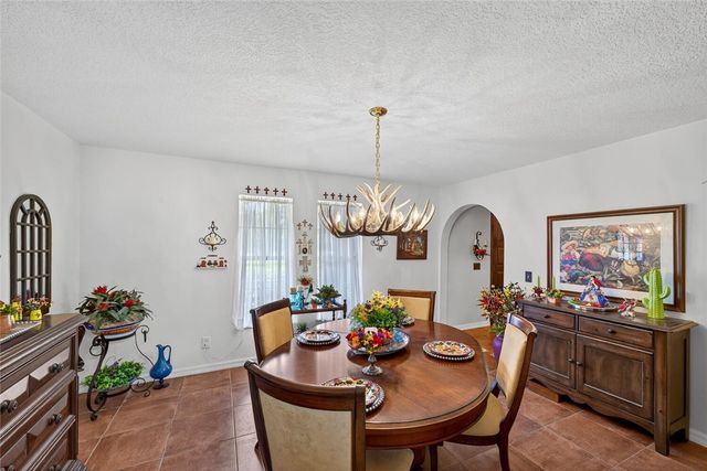 2406 1st Place, Vero Beach, FL 32962