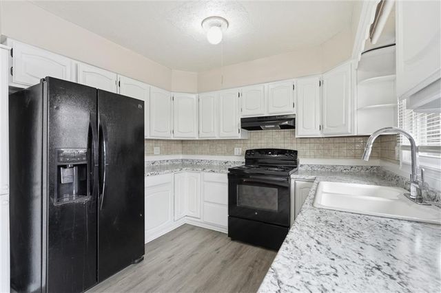 3507 S Haden Drive, Independence, MO 64055