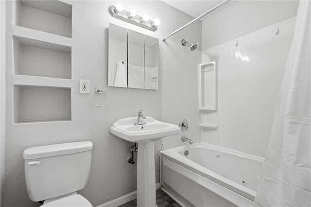 3507 S Haden Drive, Independence, MO 64055