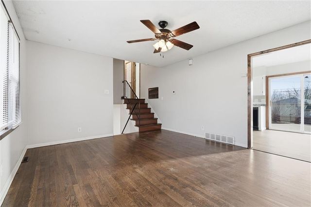 3507 S Haden Drive, Independence, MO 64055