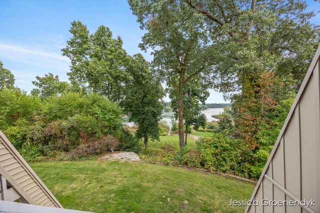 190 N Patterson Road, Wayland, MI 49348