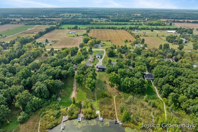 190 N Patterson Road, Wayland, MI 49348