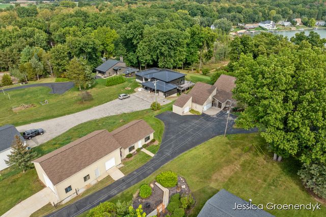 190 N Patterson Road, Wayland, MI 49348