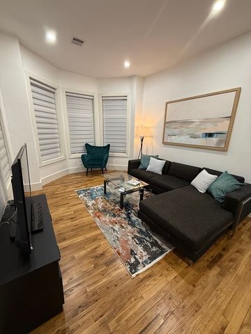 120 Regent St 5, Boston, MA 02119