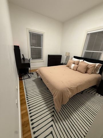 120 Regent St 5, Boston, MA 02119