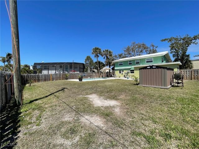 5460 Oak Ridge AVE, Fort Myers Beach, FL 33931