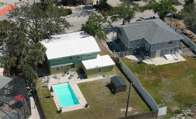 5460 Oak Ridge AVE, Fort Myers Beach, FL 33931