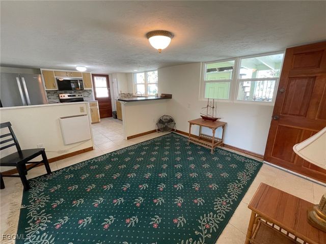 5460 Oak Ridge AVE, Fort Myers Beach, FL 33931