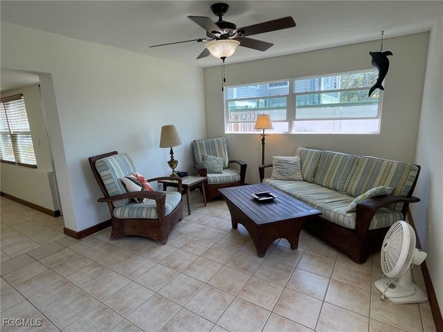 5460 Oak Ridge AVE, Fort Myers Beach, FL 33931