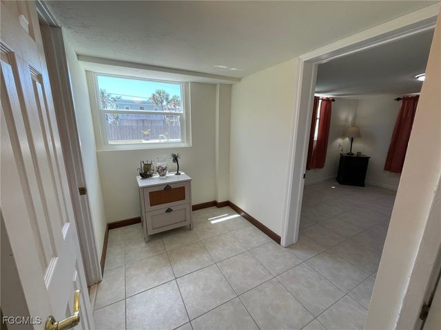 5460 Oak Ridge AVE, Fort Myers Beach, FL 33931