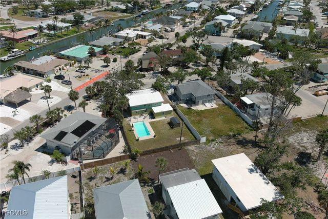 5460 Oak Ridge AVE, Fort Myers Beach, FL 33931