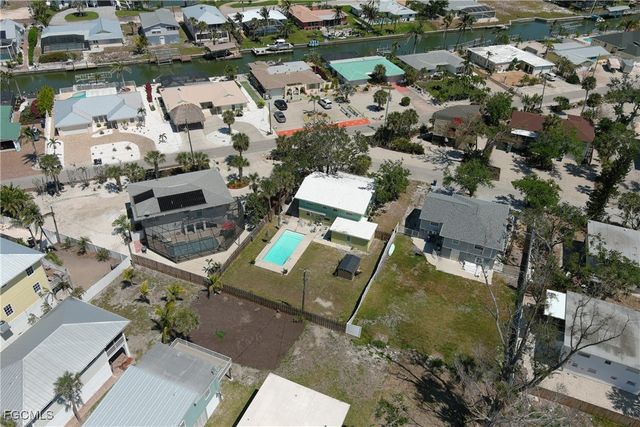 5460 Oak Ridge AVE, Fort Myers Beach, FL 33931
