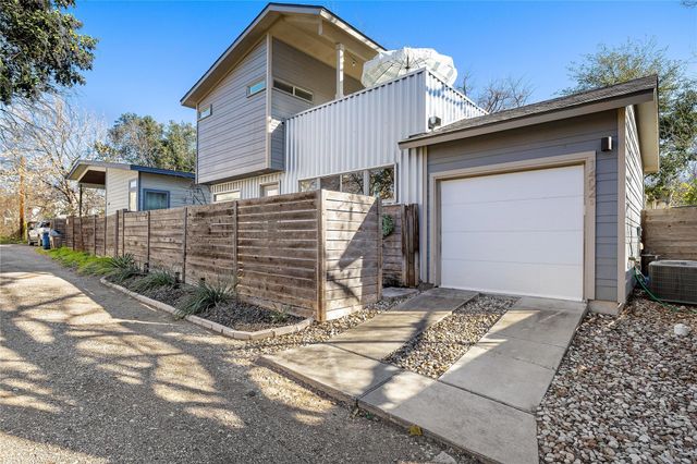 1402 Singleton Ave B, Austin, TX 78702