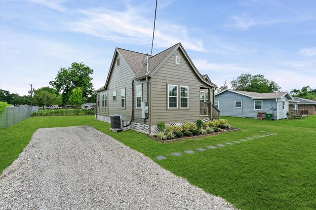 1212 Glendale, Dayton, TX 77535