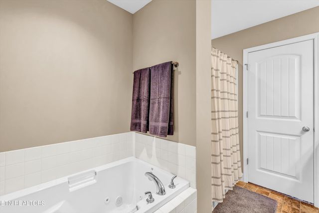1522 Chariot Lane, Knoxville, TN 37918