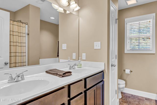 1522 Chariot Lane, Knoxville, TN 37918