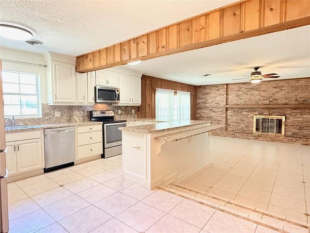 4701 NE 7TH AVENUE, Ocala, FL 34479