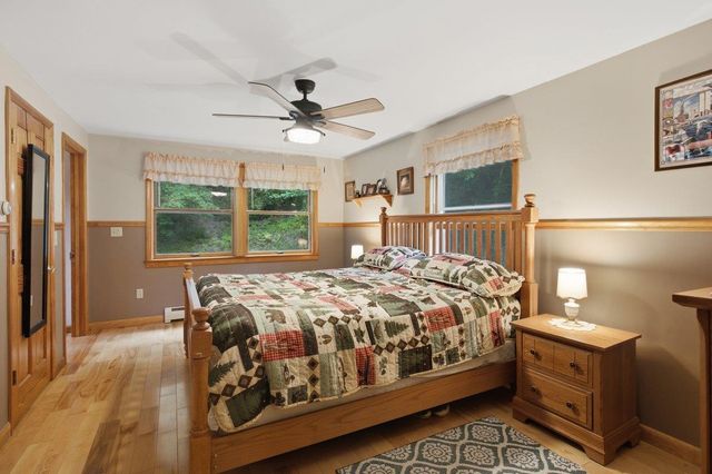 87 B Hill Road, Pownal, VT 05261