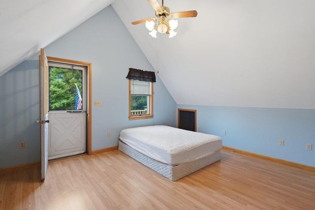 87 B Hill Road, Pownal, VT 05261