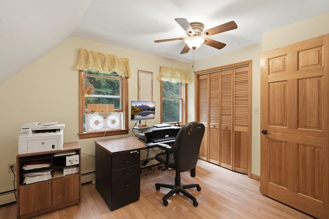 87 B Hill Road, Pownal, VT 05261