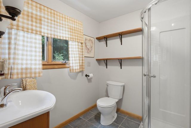 87 B Hill Road, Pownal, VT 05261